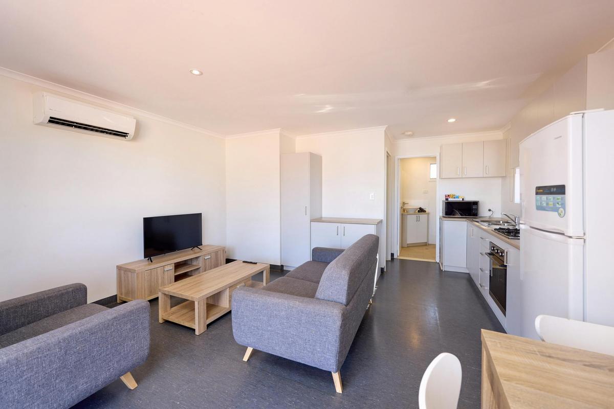 1 Bedroom Cabin