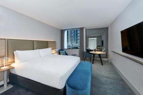 Deluxe/Executive Rooms