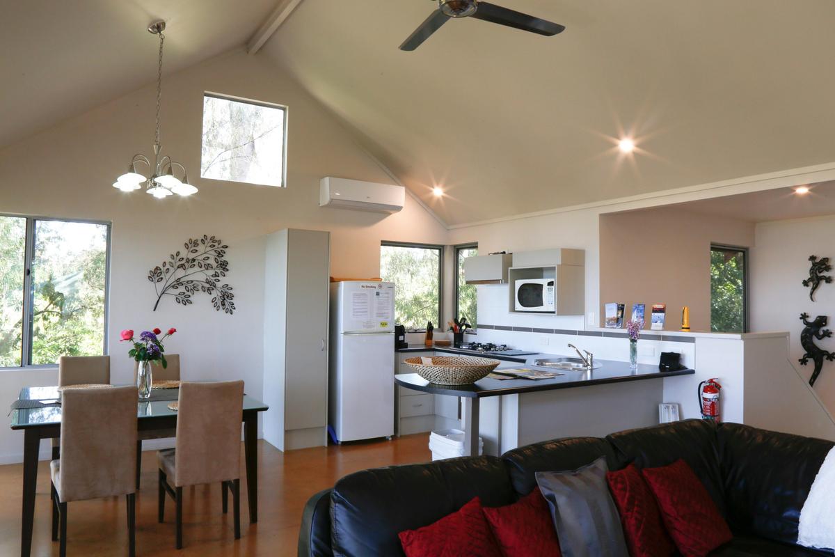 Pelicans Chalet Kitchen