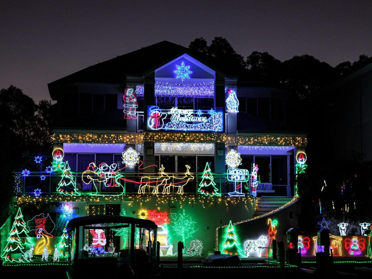 Mandurah Christmas Lights Tour