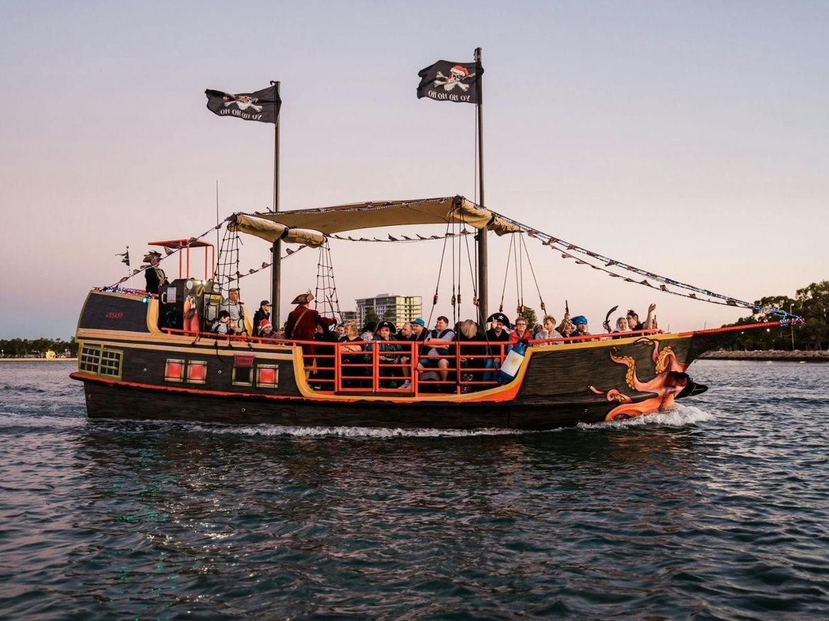 Mandurah Christmas Lights Tour