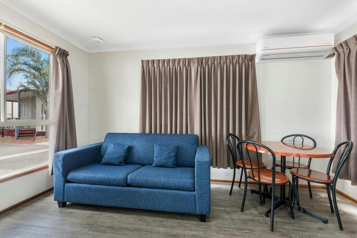 1 Bedroom Cabin
