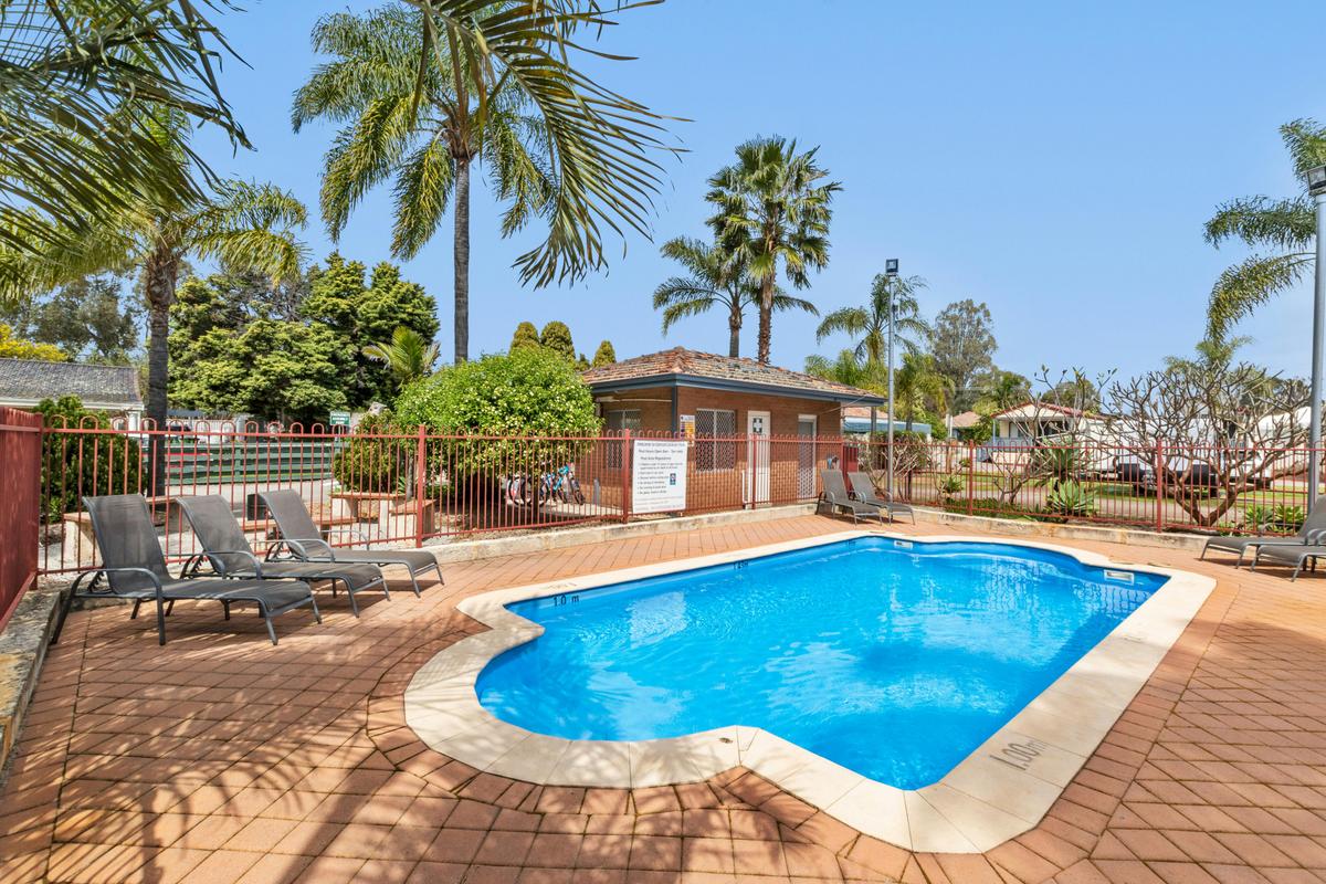 25 metre pool available to all guests