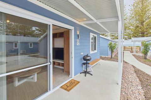 One Bedroom Garden Studio