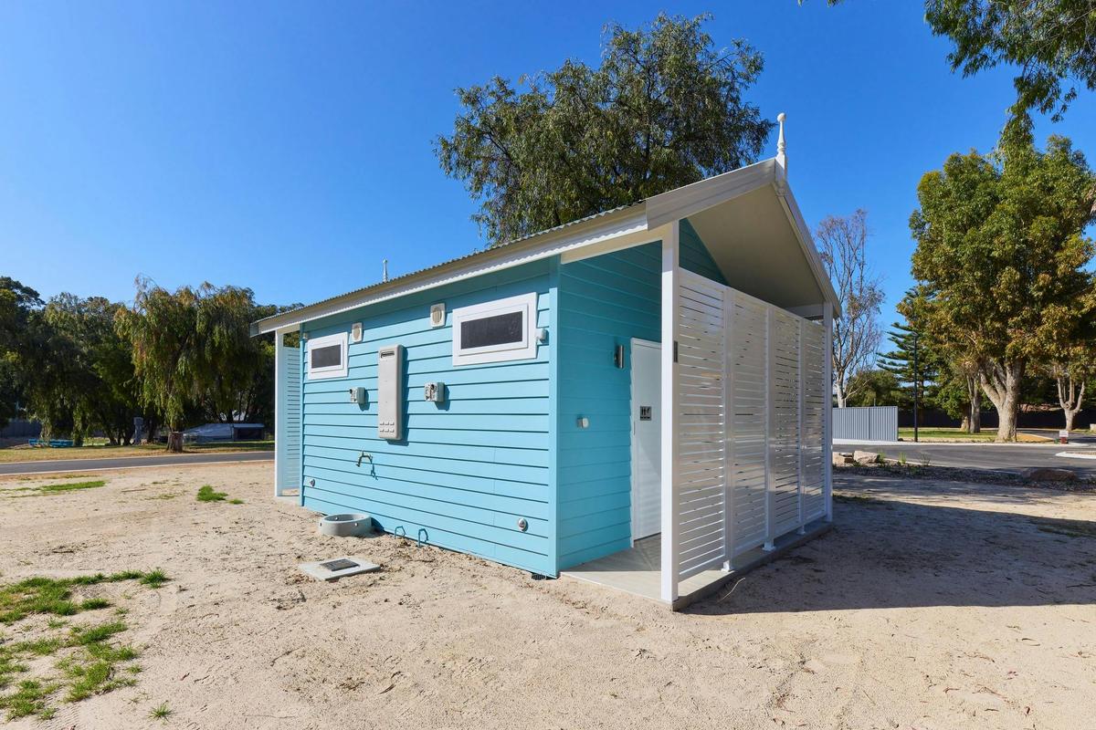 Ensuite Powered Site