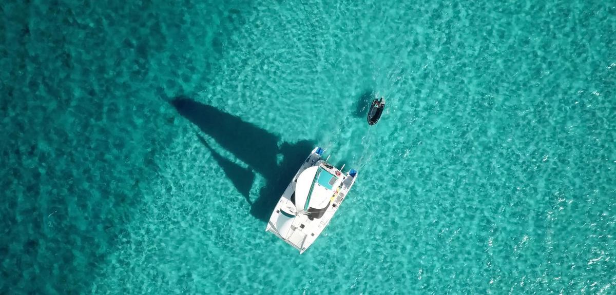 Private Ningaloo Reef Sailing Charters