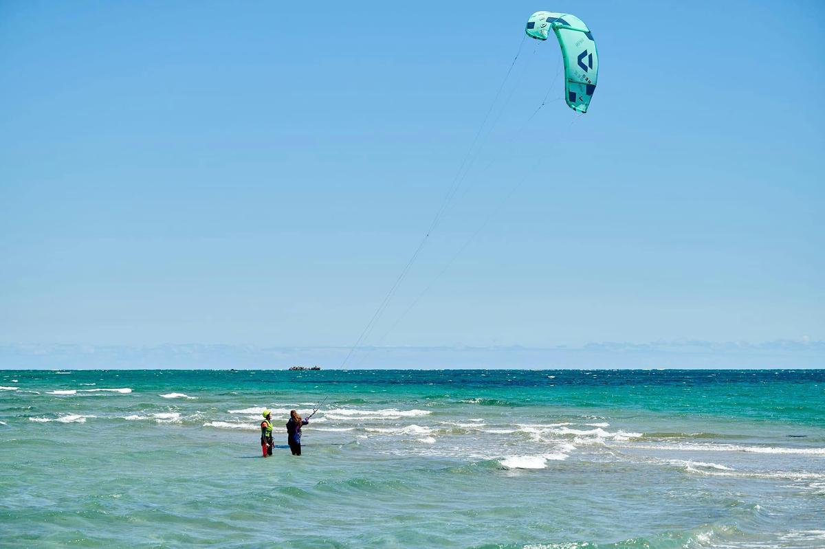 Seabreeze Kitesurf School, Safety Bay