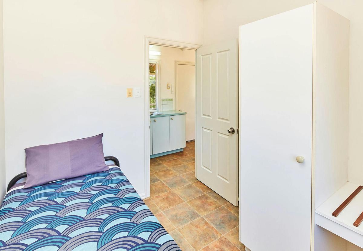 Standard 2 Bedroom Cabin - Sleeps Three