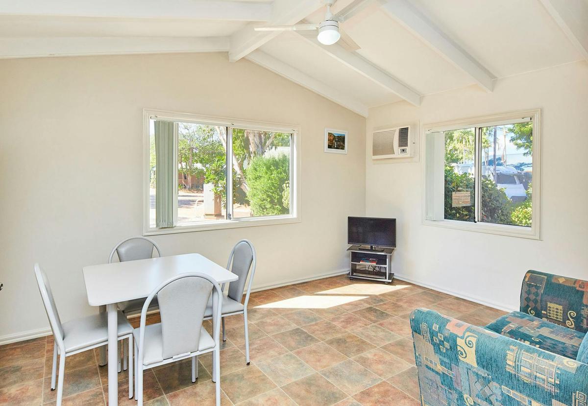 Standard 2 Bedroom Cabin - Sleeps Three