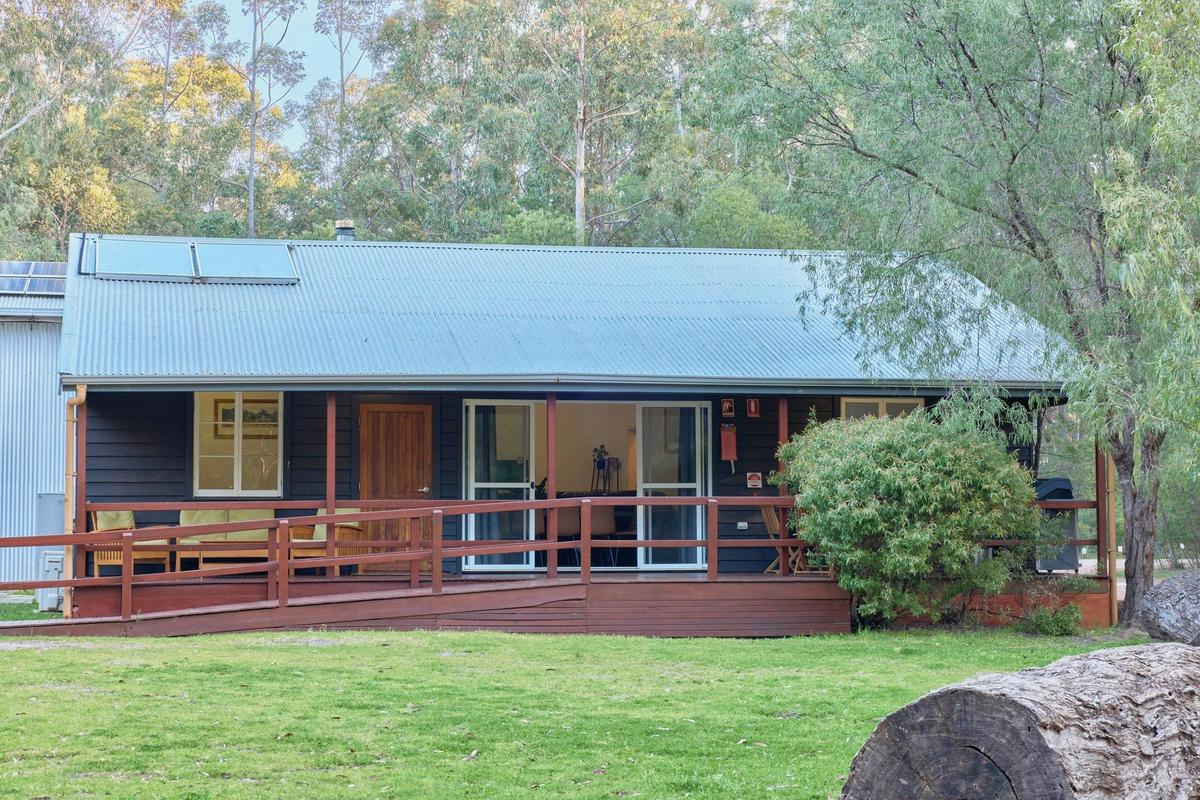 Eco Lodge