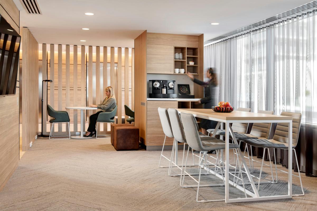 Business Lounge