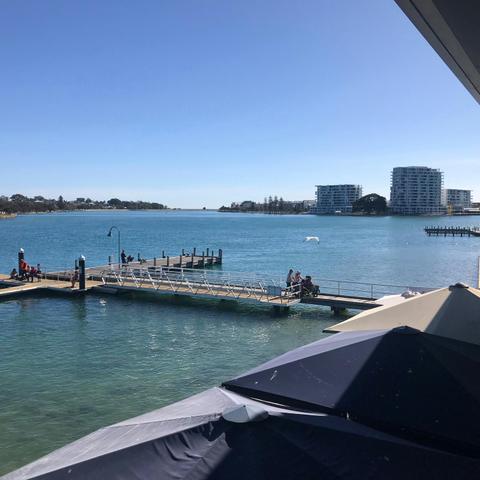 Redmanna Waterfront Restaurant