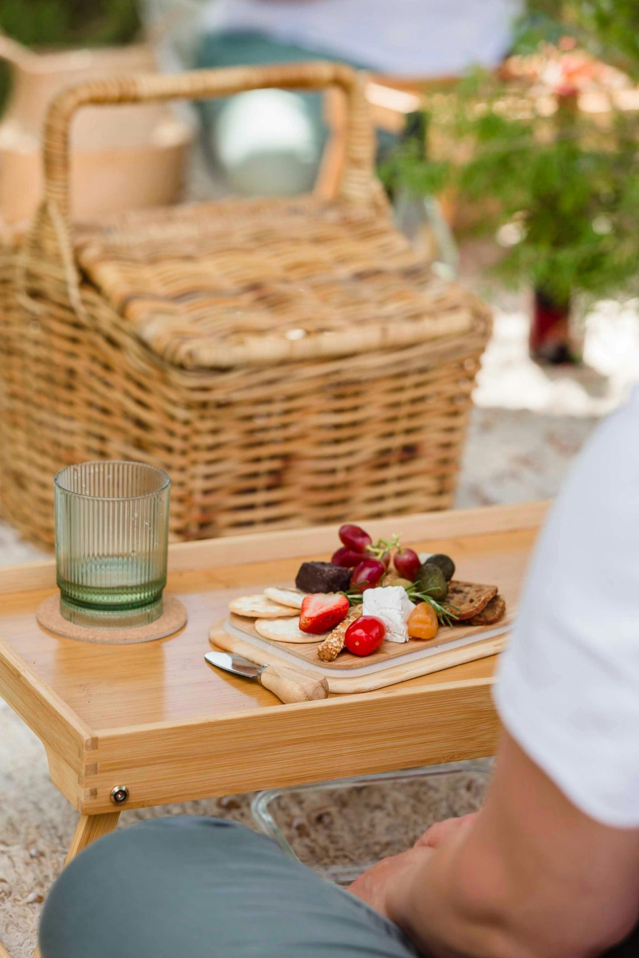 Share a mindful tasting with friends