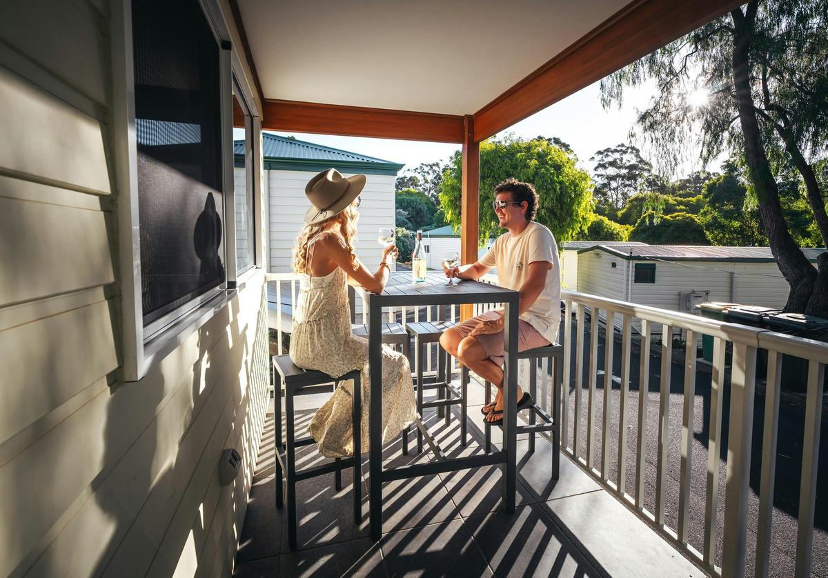 1 Bedroom Deluxe Holiday Unit at Riverview Tourist Park