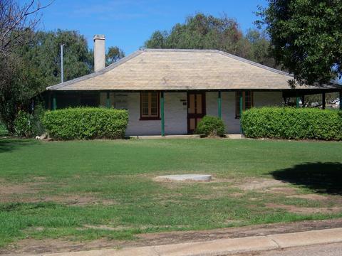 Russ Cottage