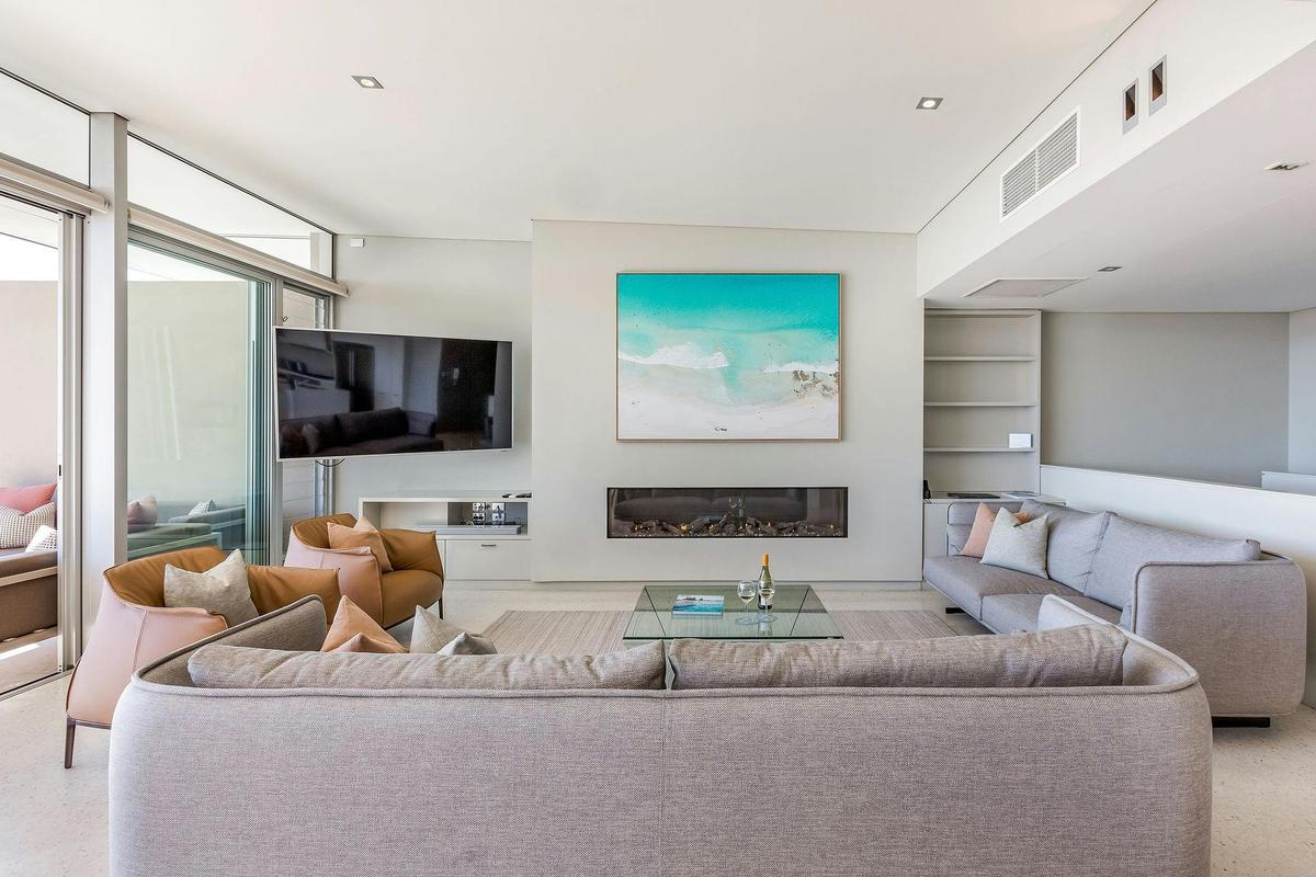 Beach House - 4 Bedroom