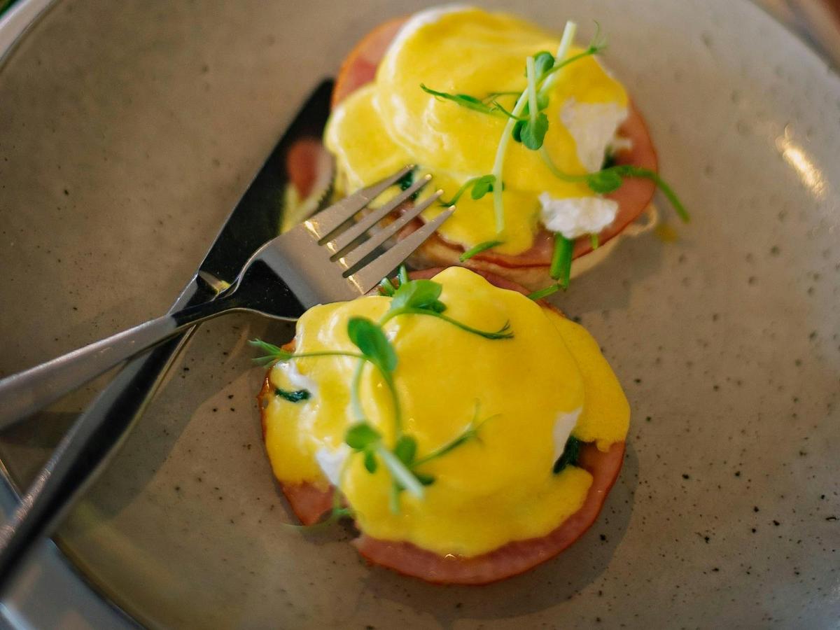 Eggs Benedict