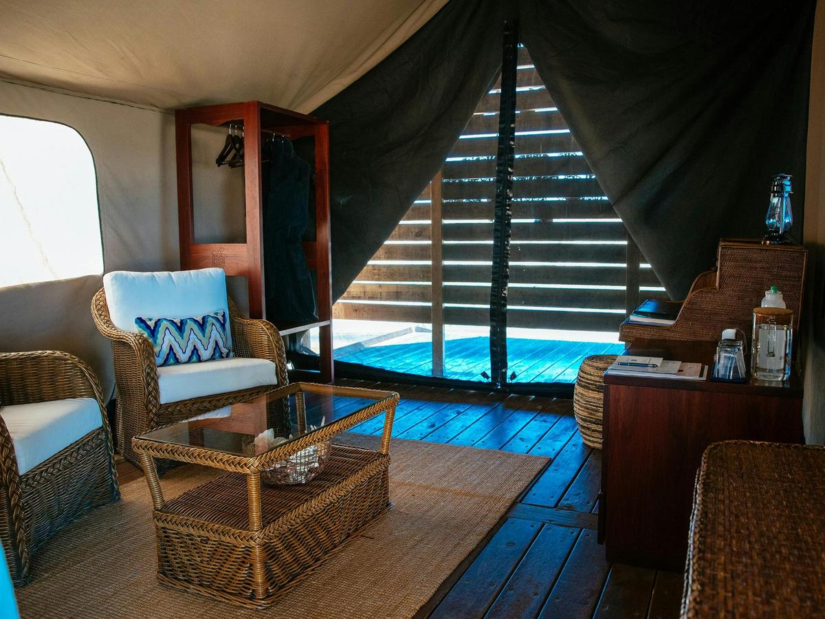Honeymoon Tent