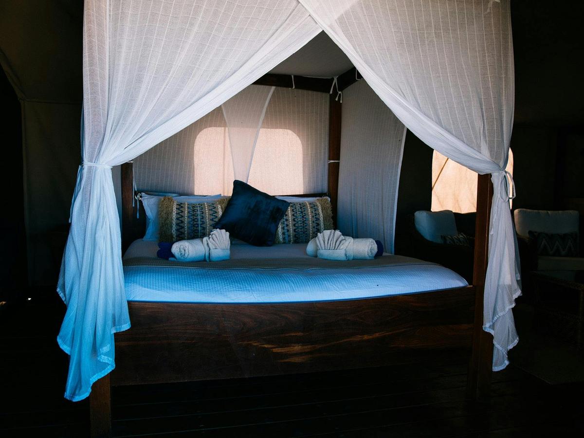 Honeymoon Tent