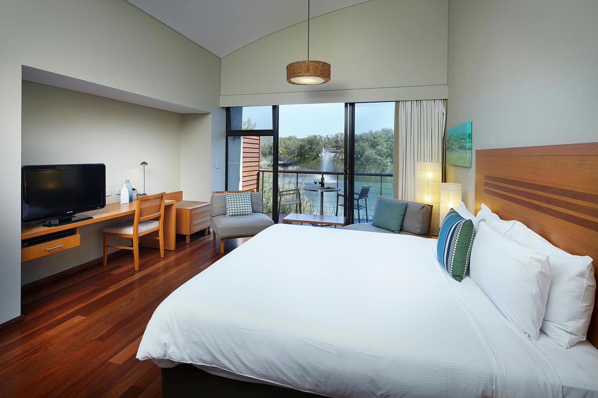 Studio Lake View Villa