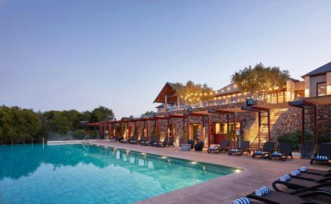 Pullman Bunker Bay Resort