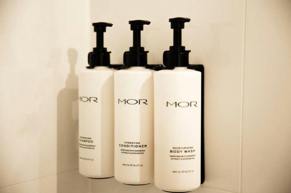 bathroom amenties