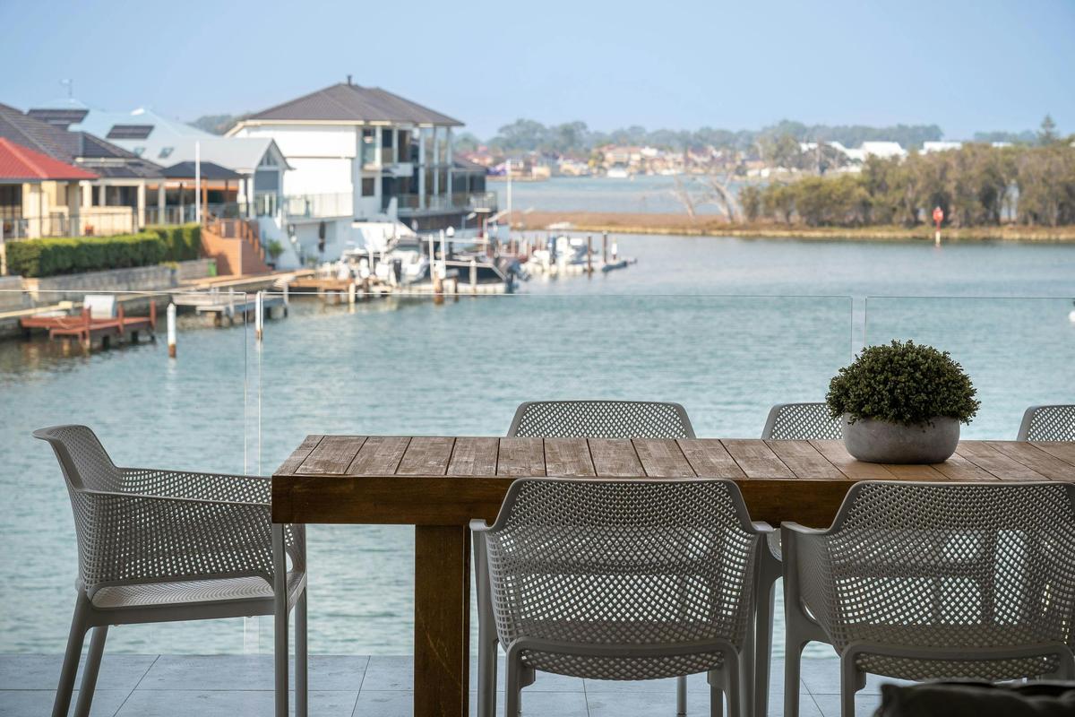 Sanctuary Cove I Balcony