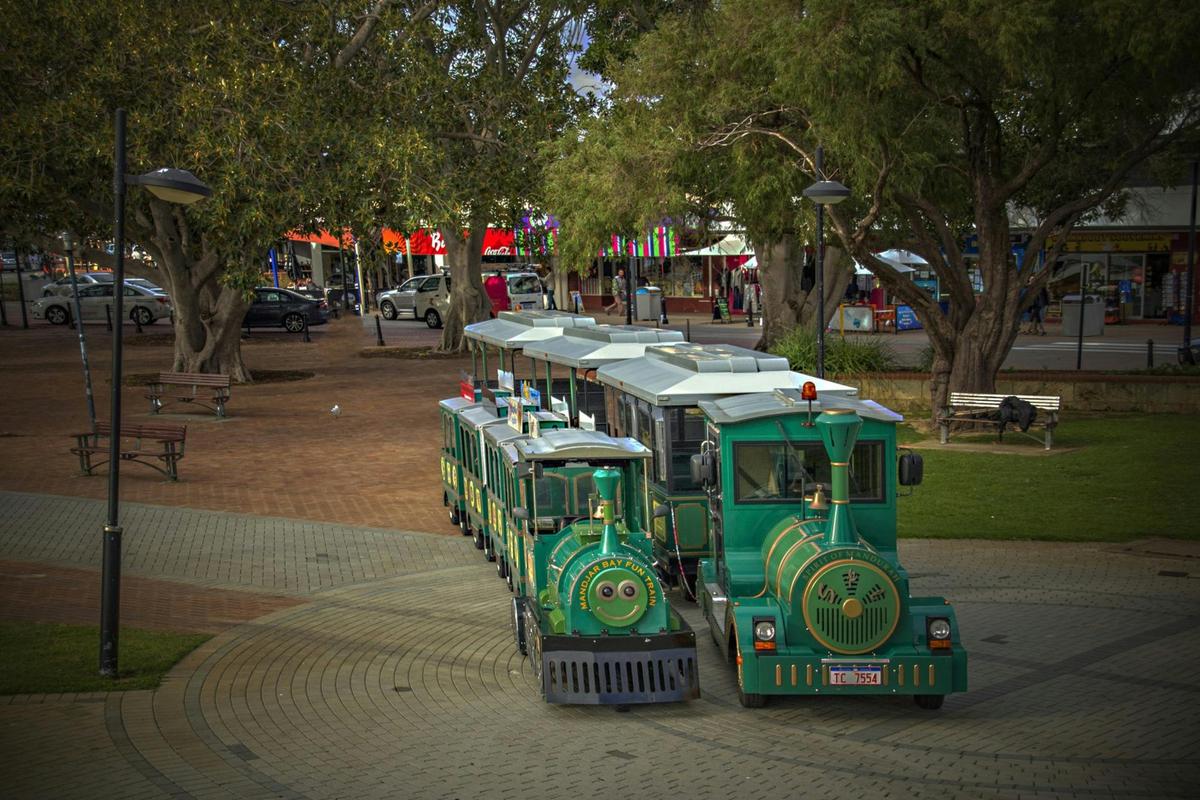 THE SPIRIT OF MANDURAH (BIG TOOT) and THE MANDJAR BAY FUNTRAIN (MINI TOOT)