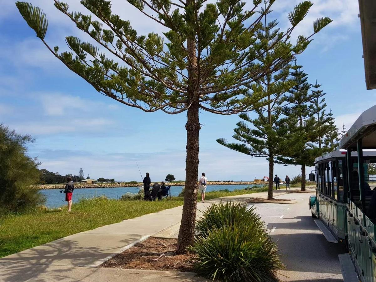 Big Toot - The Spirit Of Mandurah