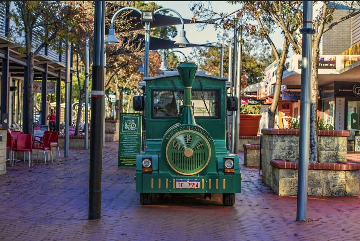 THE SPIRIT OF MANDURAH (BIG TOOT)