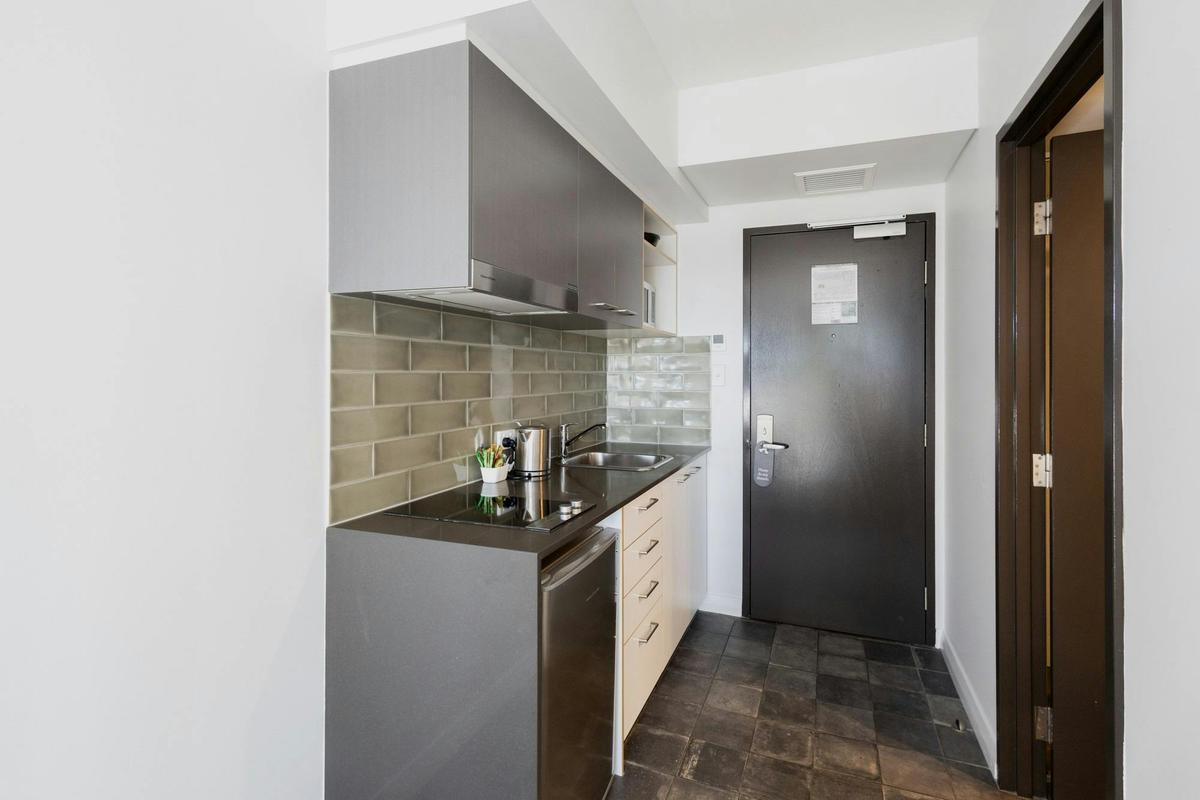 Studio Apartment