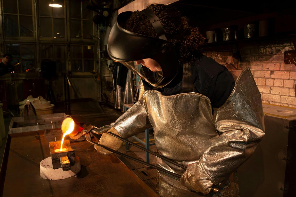 The Perth Mint Gold Pour - Experience an awe-inspiring live gold pour in the original Melting House