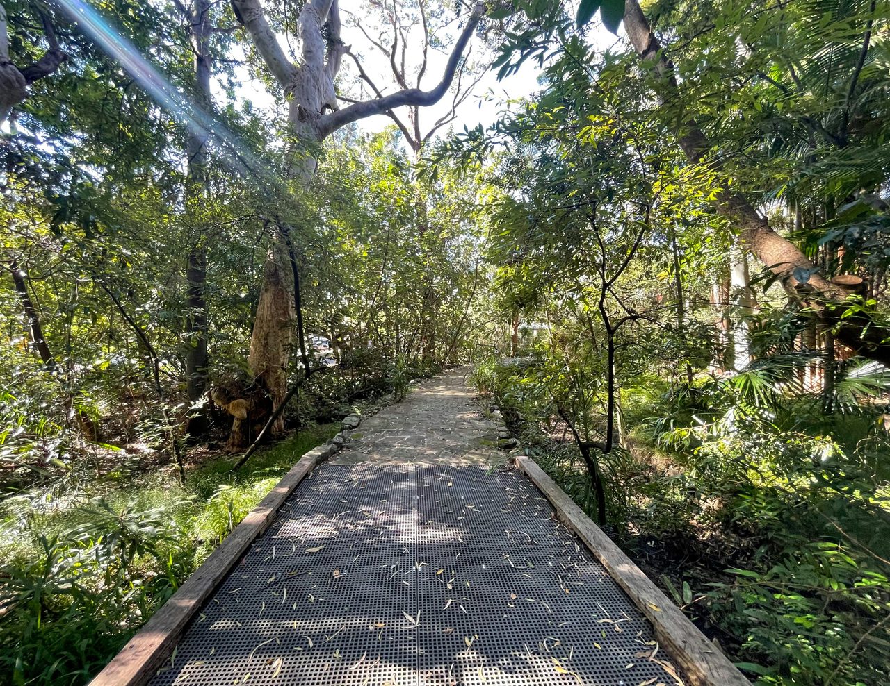 Stony Range Botanical garden walkway