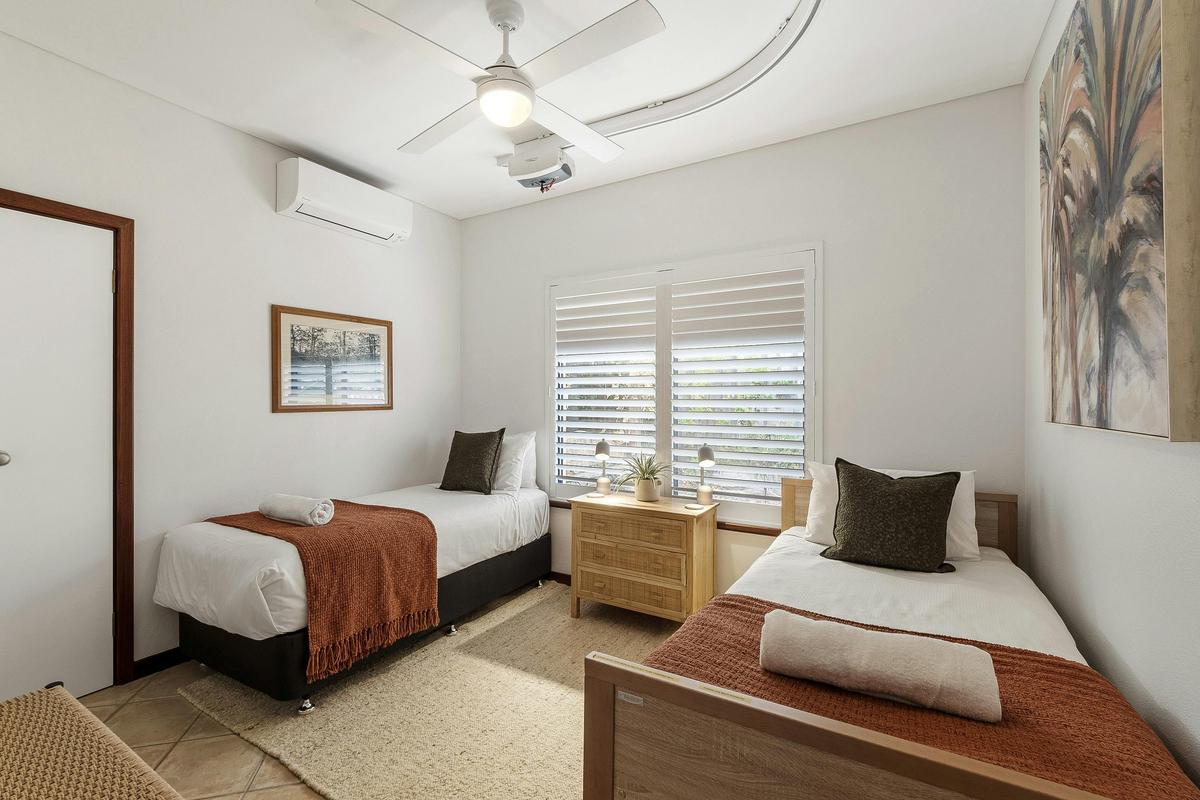 Bedroom 3 - 2 Single beds (can't be pushed together) - Air-conditioning, Ceiling Fan and Garden view