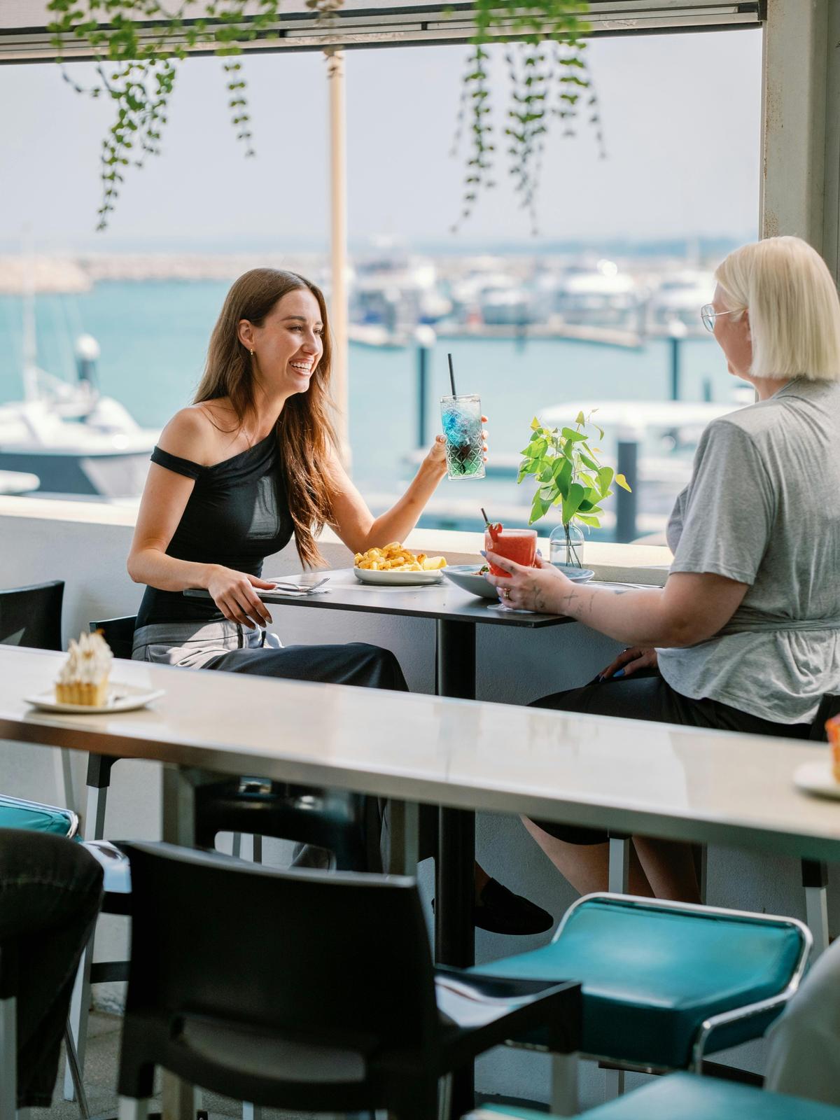 Cocktails and tapas by the water