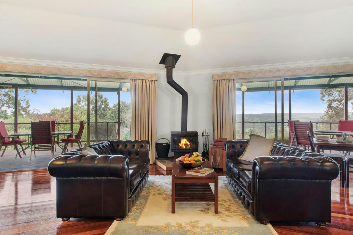 The guests lounge has a relaxing atmosphere