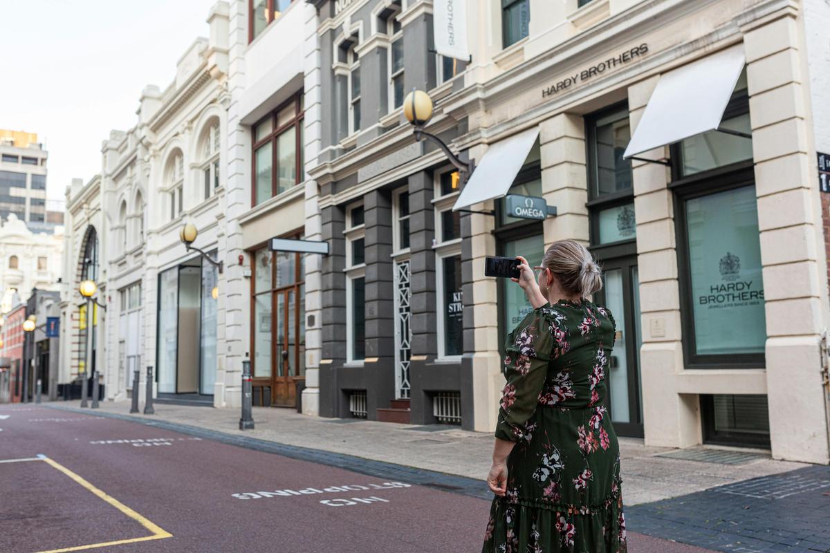 Perth female trailblazers: women's history tour of Perth