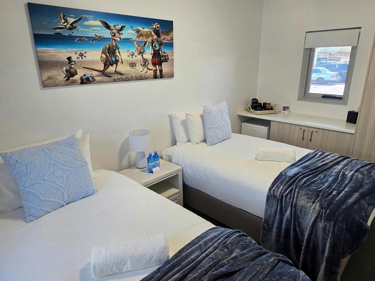 Deluxe twin room ground floor