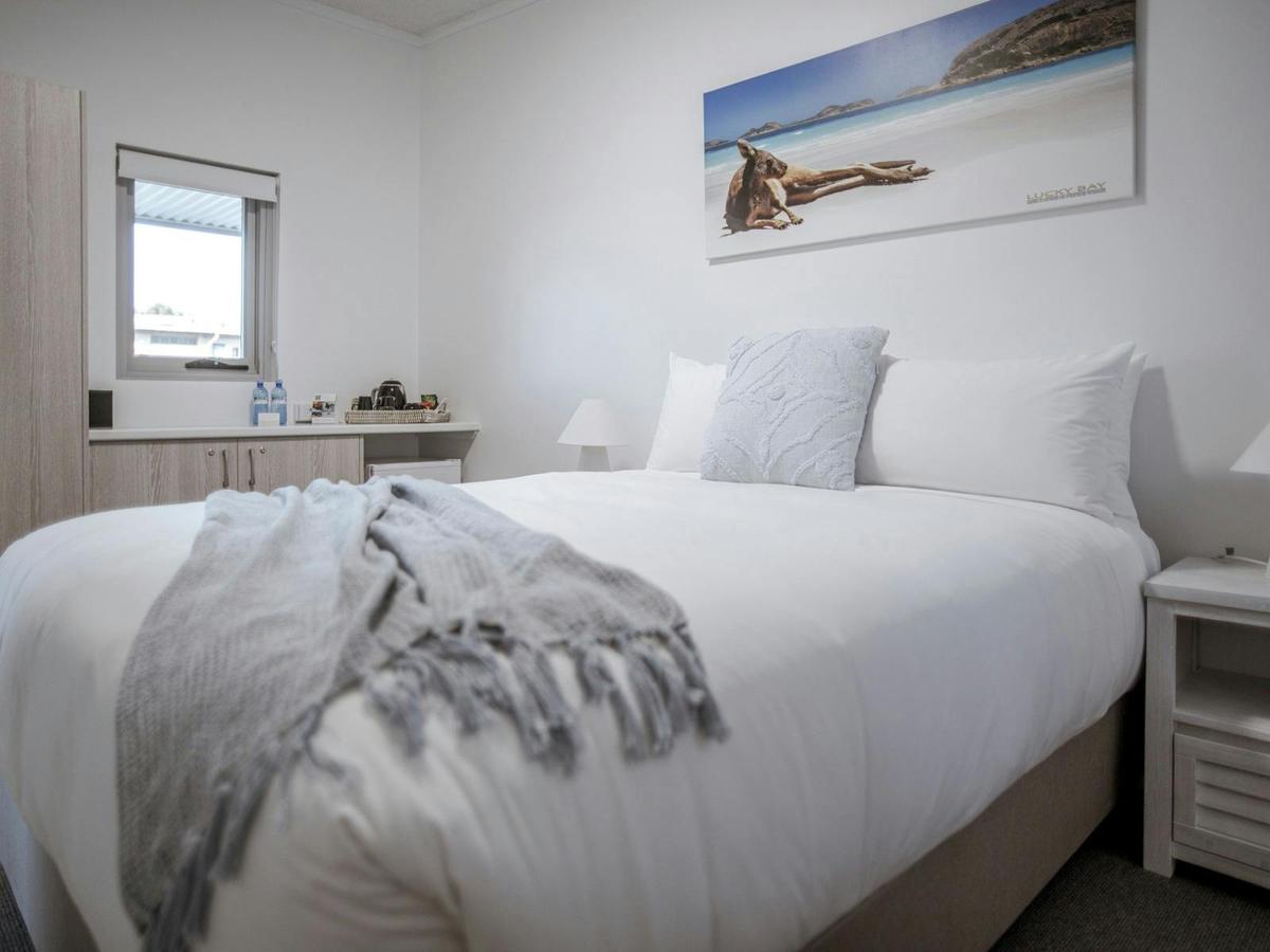 Deluxe twin room ground floor