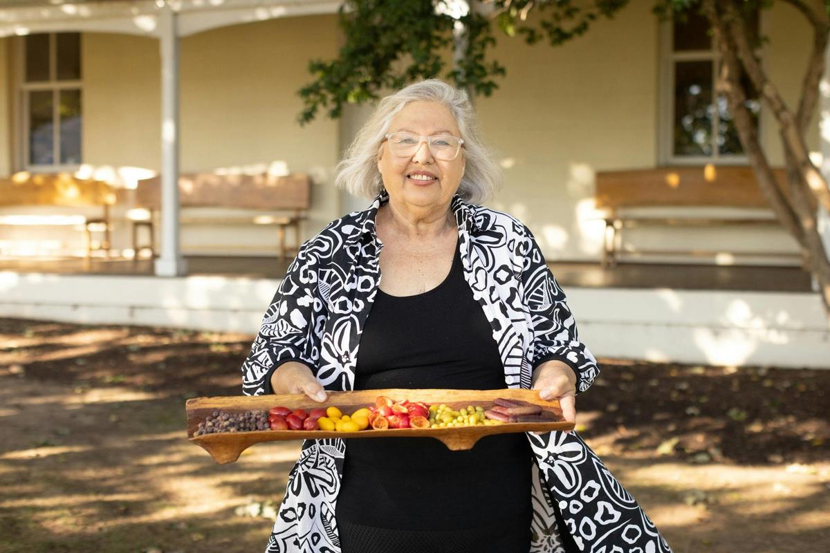 Dale Tilbrook, Maalinup Aboriginal Gallery Mandoon Estate