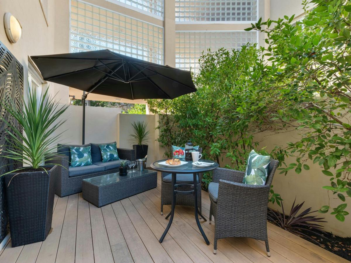 1 Bedroom Courtyard Apartment