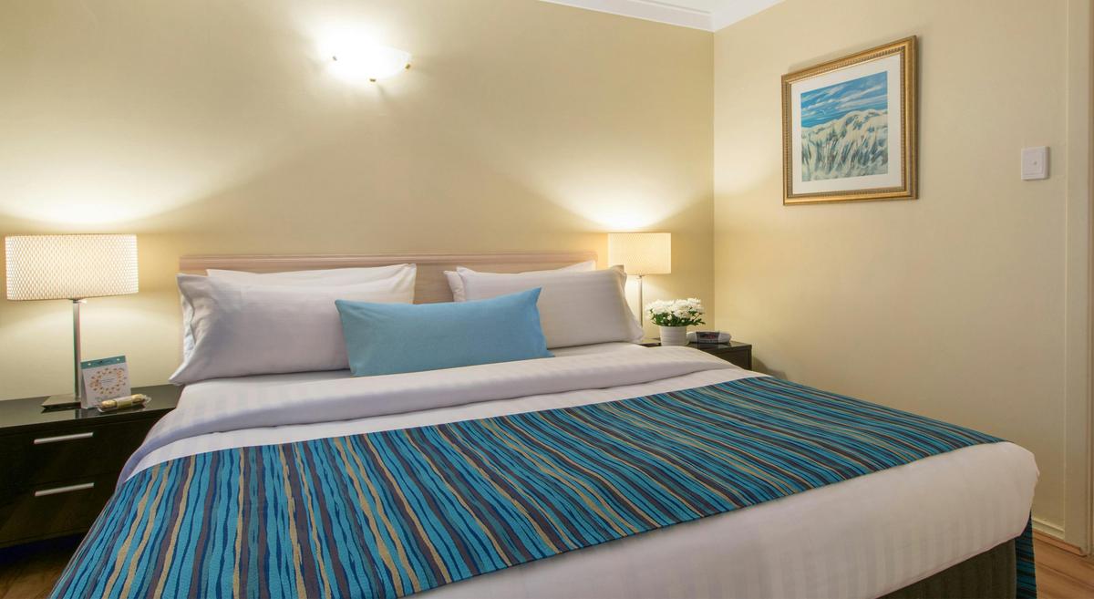 Riverside Suite