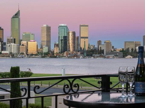 The Peninsula Riverside Serviced Apartments