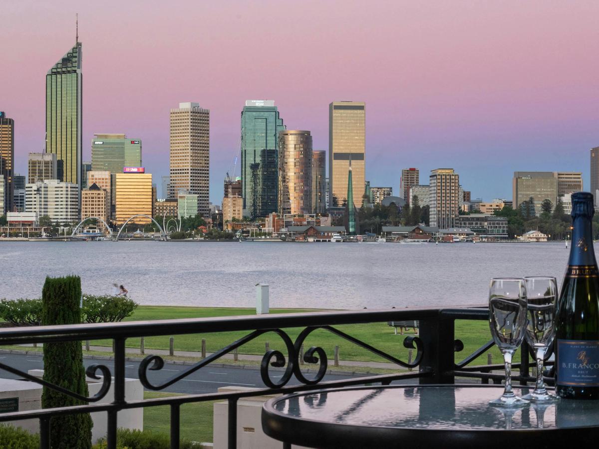 City & River view
