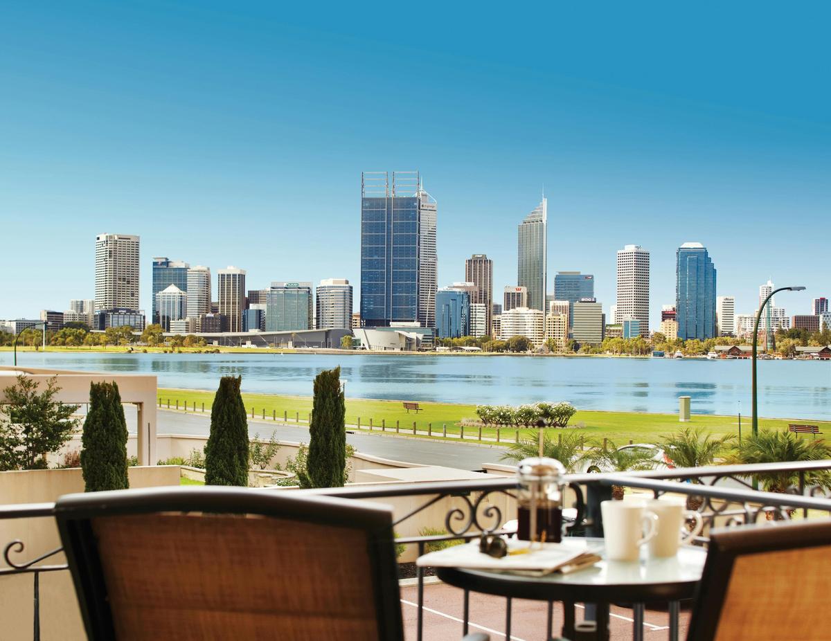 Riverside Suite