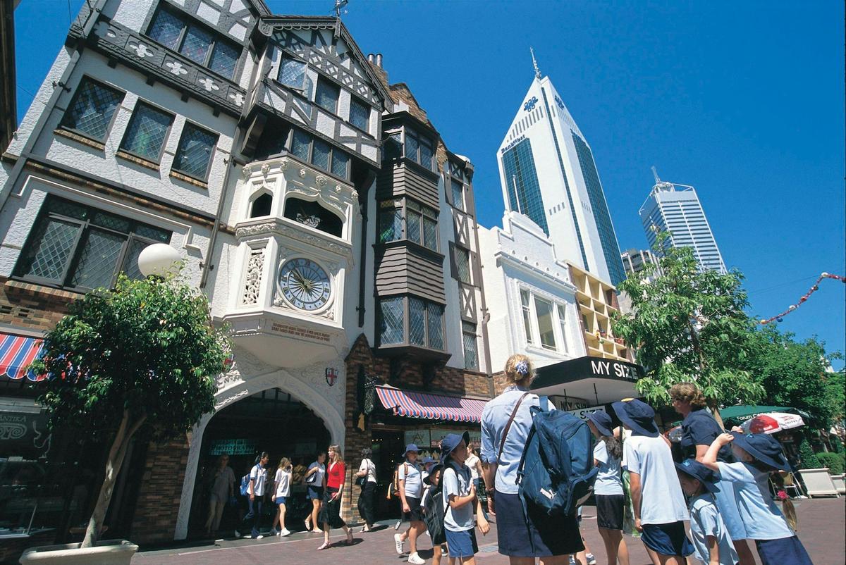 London Court