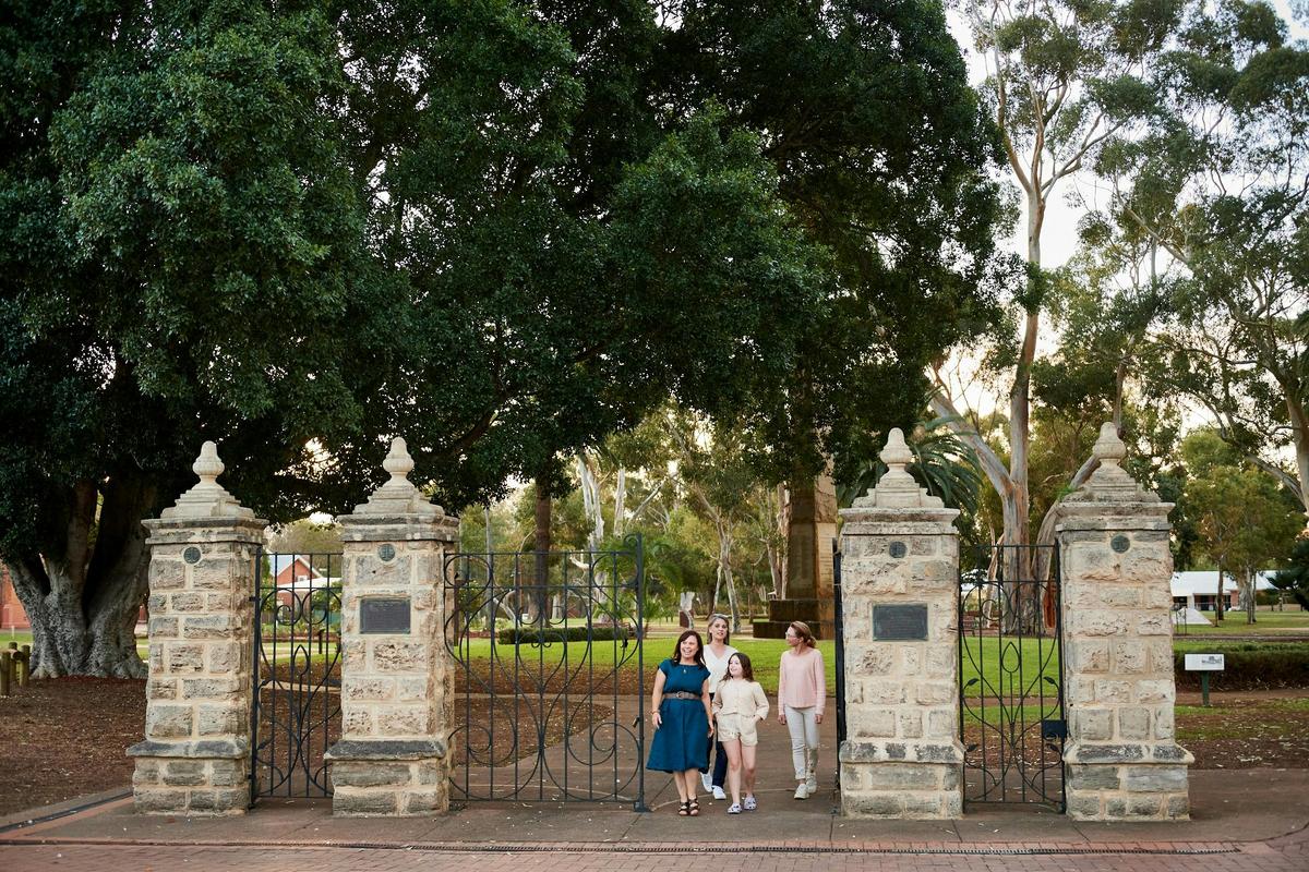 Memorial Gates, Stirling Square