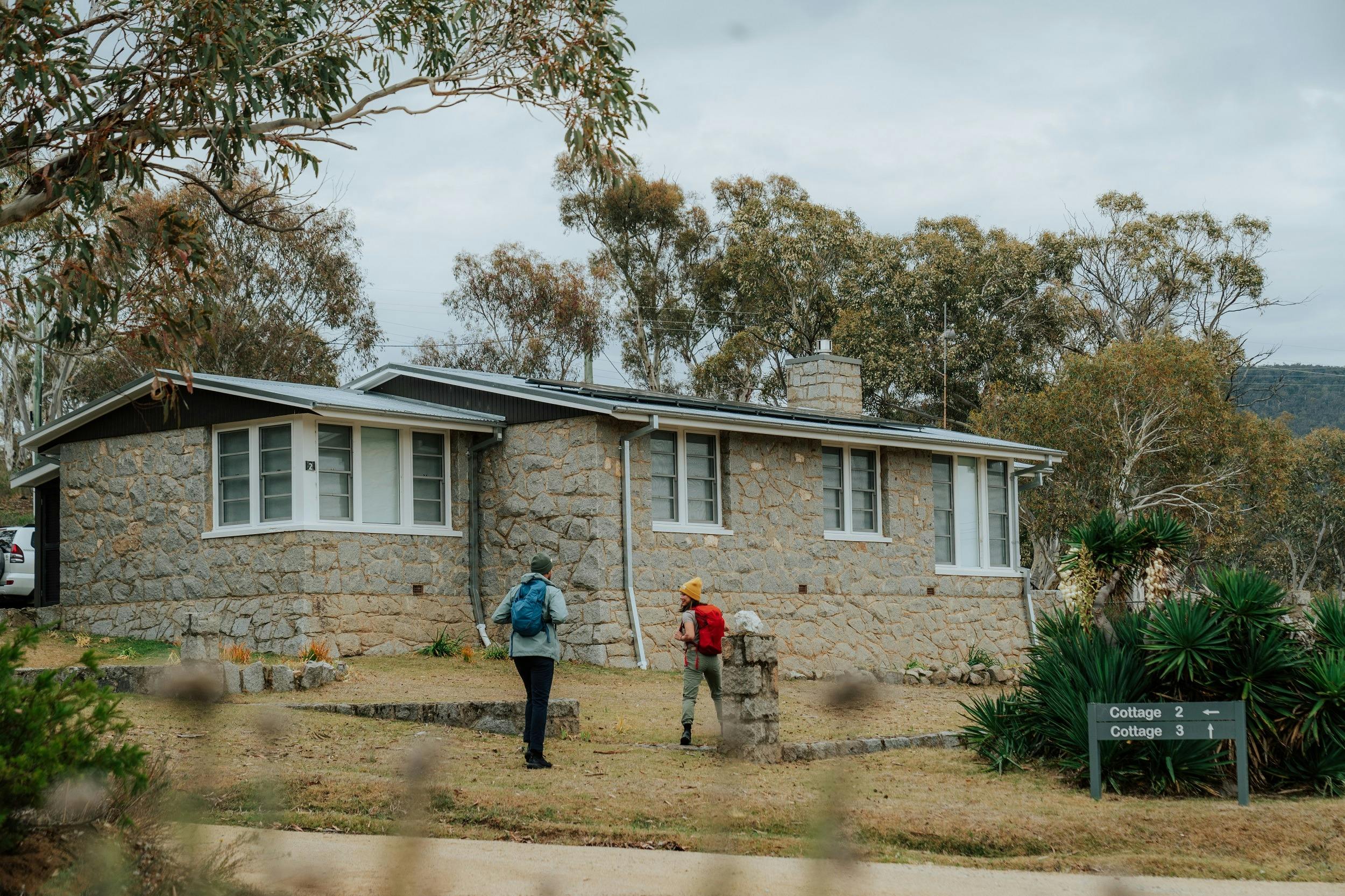 Creel Bay Cottages, Snowies Alpine Walk