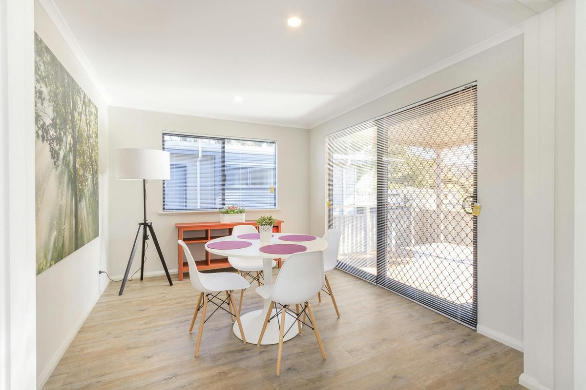 One Bedroom Holiday Home