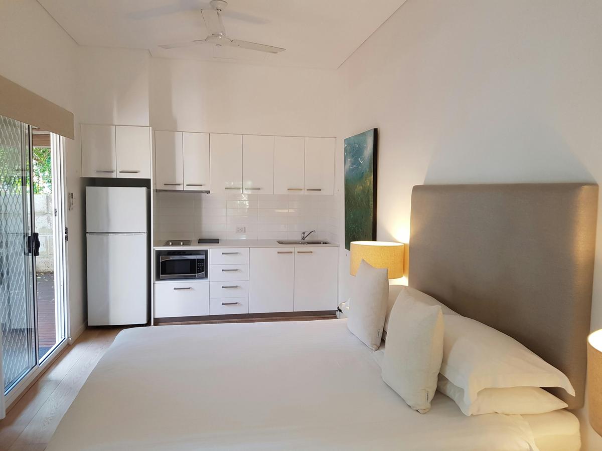 Self Contained Contemporary Studio